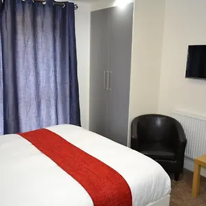 Bed & Breakfast Heathrow Travellers Hub